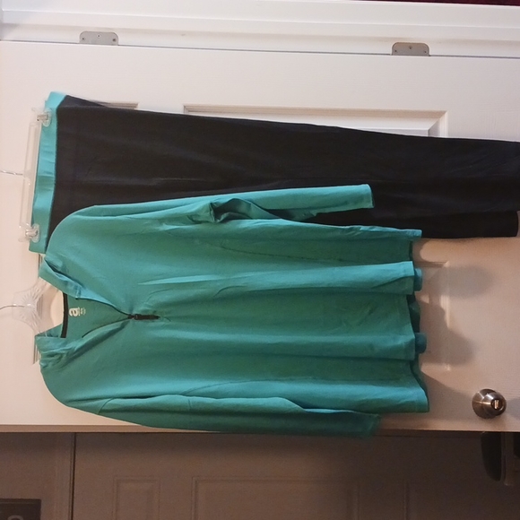 Avenue Other Plus Size Activewear Set Poshmark